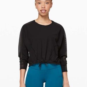 Never worn Lululemon Long sleeve